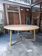 Load image into Gallery viewer, Ramberg Round Dining Table (3 legs)
