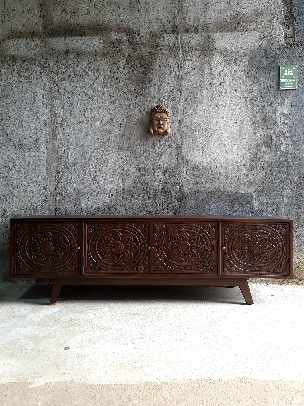 Ornate TV Console (200cm)