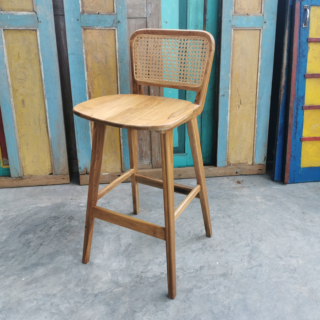 Bingin Low Back Bar Stool